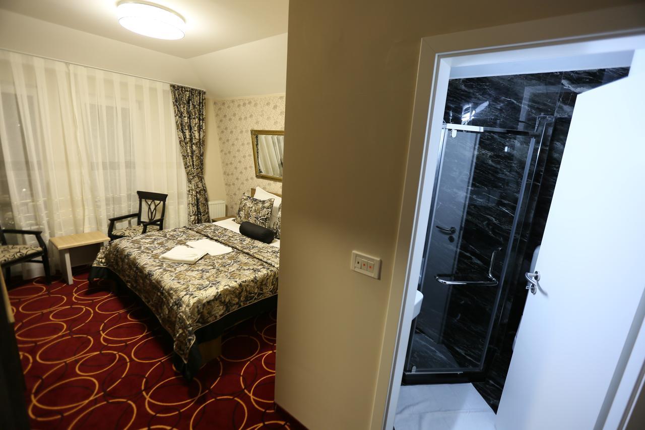 Hotel Pejton Pristina Esterno foto